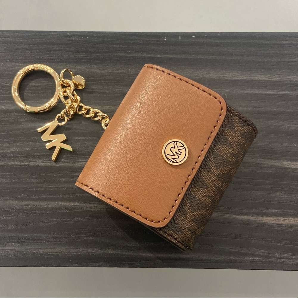 Michael Kors AirPod Case